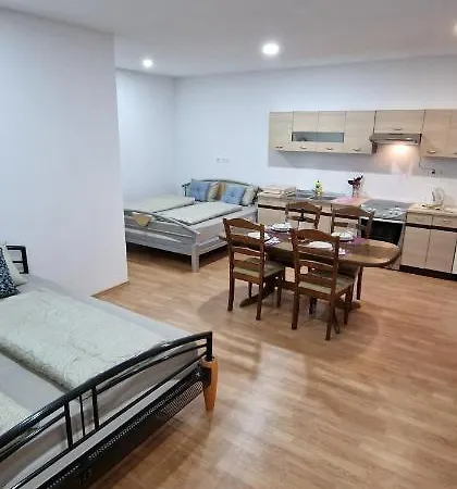 Апартаменти Murko P-4 Любляна