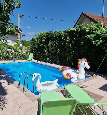 Апартаменти Murko P-4 *